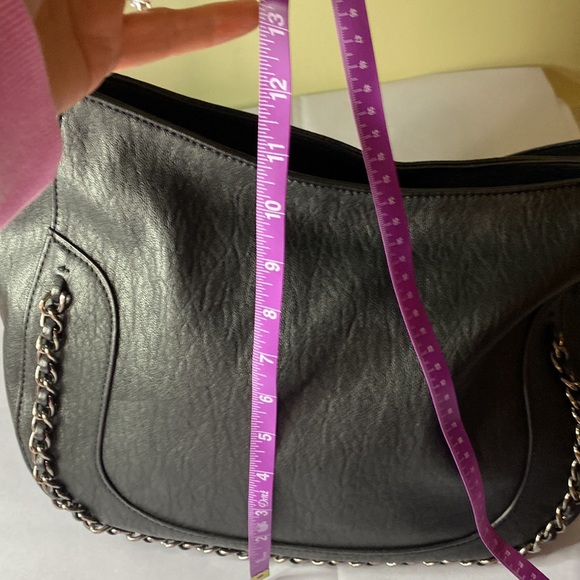 Jessica Simpson black faux leather hobo purse - Picture 4 of 6